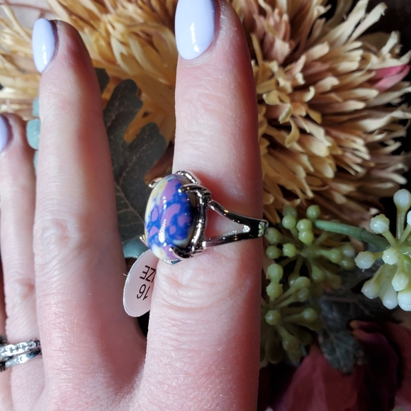 NWT Women's Silver Tone Purple and Cream Ring Size 5 - Picture 10 of 15